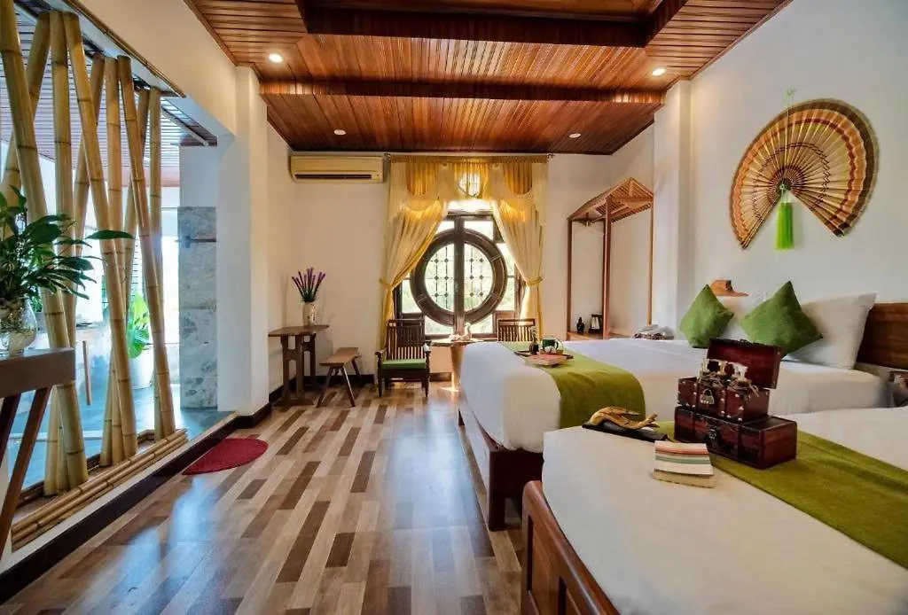 Homestay Nipa Riverside Villa By The Little Hoi An