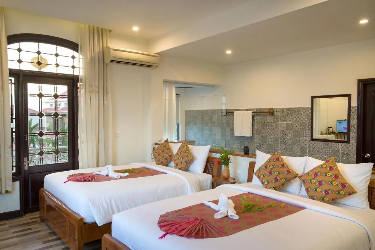 Nipa Riverside Villa By The Little Hoi An