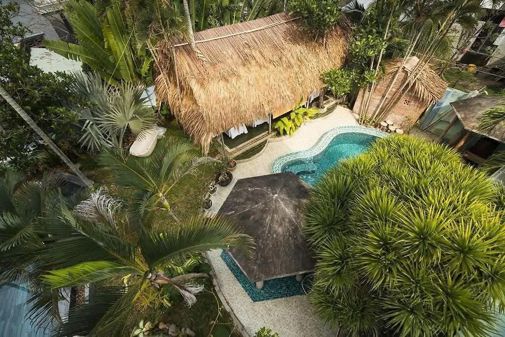 Nipa Riverside Villa By The Little Hoi An