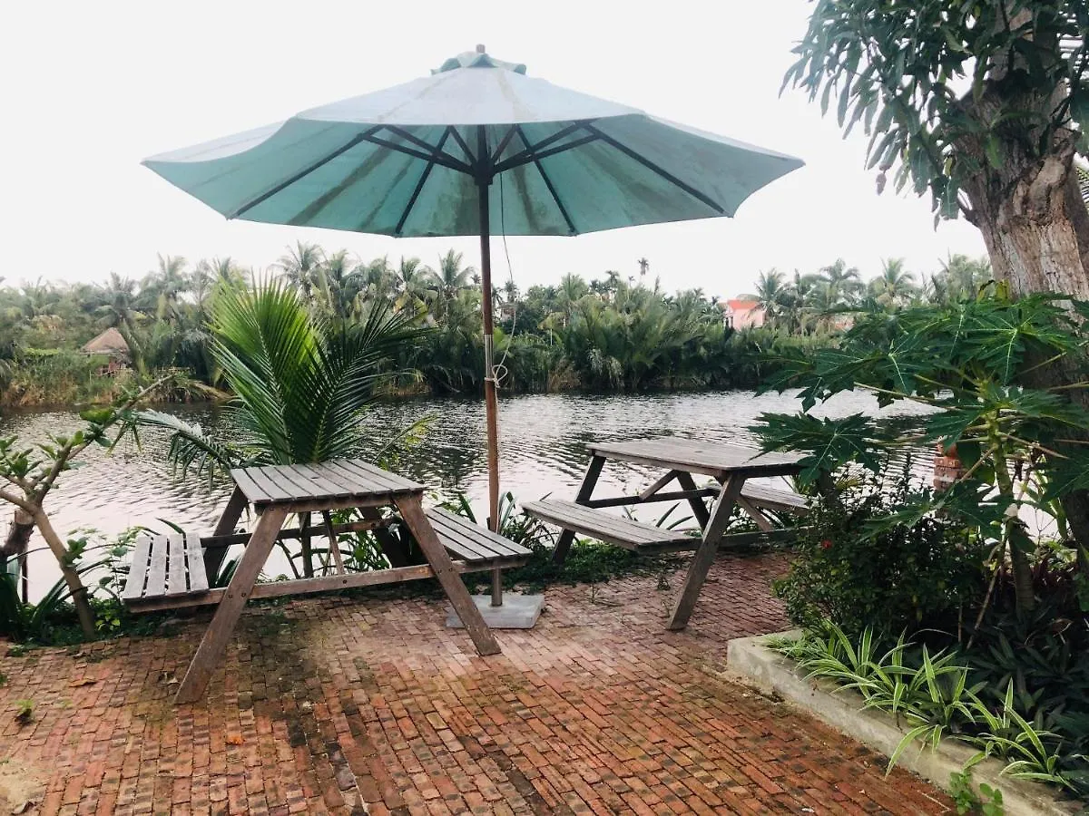 Nipa Riverside Villa By The Little Hoi An Homestay