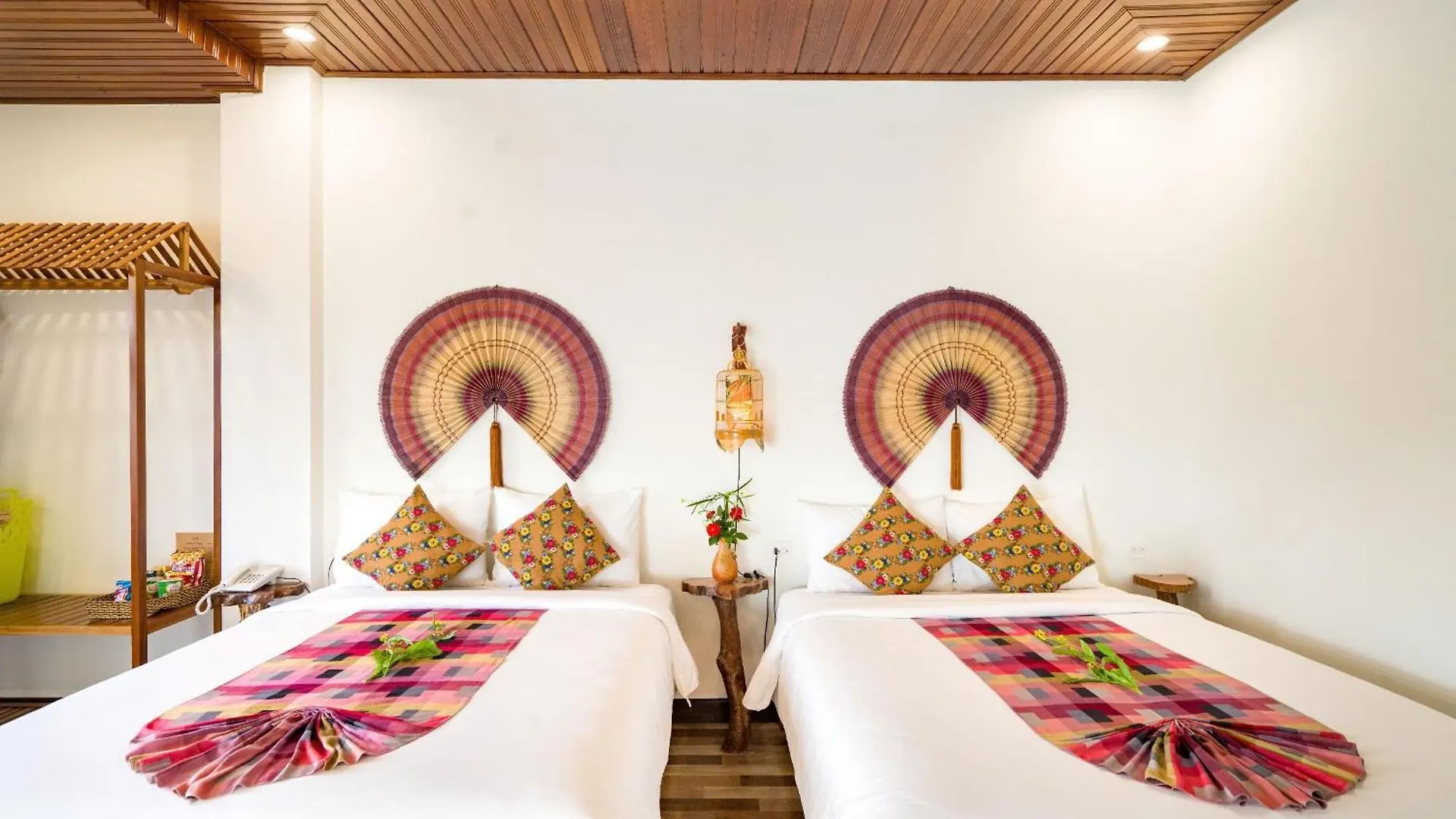 Nipa Riverside Villa By The Little Hoi An